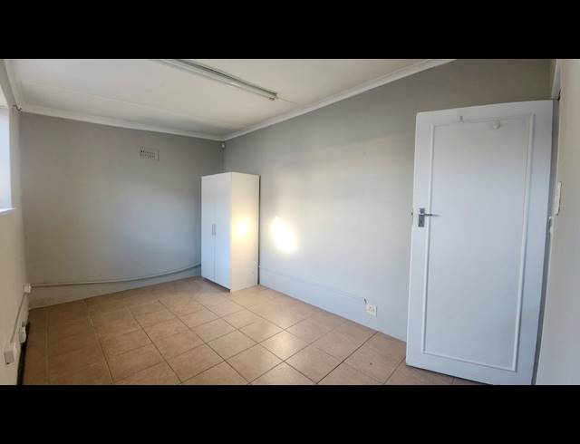 1 BEDROOM APARTMENT RENTED IN RICHMOND ESTATE